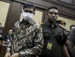 Pengacara Johnny Plate Menegaskan Tuntutan Jaksa Tidak Terbukti Dalam Sidang