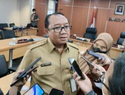 Pemadam kebakaran DKI Berhasil Mengendalikan Api di TPST Bantargebang