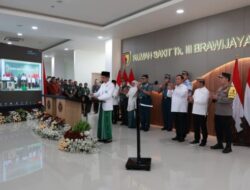 Jokowi dan Prabowo Bersama-sama Meresmikan 2 Rumah Sakit TNI di Surabaya