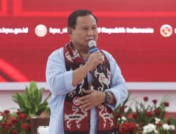 Judul ini bisa ditulis ulang menjadi “Prabowo Dipuji Sebagai Capres yang Berintegritas dan Menyuarakan Persatuan”