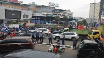 Rute Jalan Ahmad Yani Bekasi Kembali Dibuka, Arus Lalu Lintas Normal Kembali