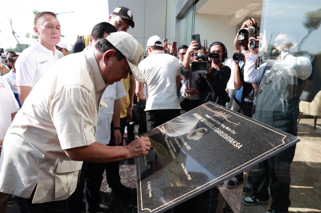 Prabowo Meresmikan Akademi Sepak Bola di Bekasi dan Mendukung Semangat Atlet Muda