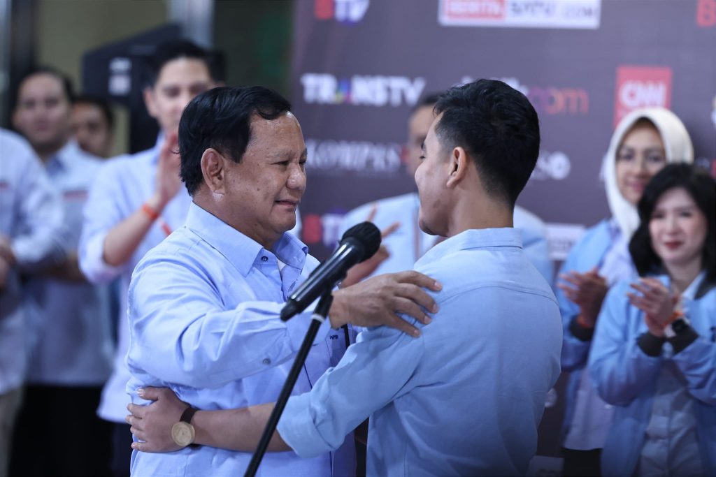 Prabowo Memuji Kemampuan Mempesona Gibran di Panggung Debat Pilpres 2024