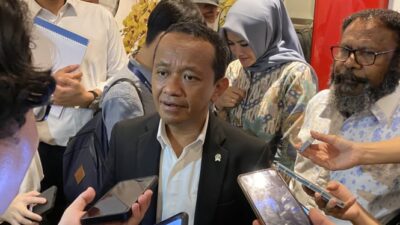 Menteri Bahlil Memastikan Kesiapan dalam Memfasilitasi Investasi BYD yang Menjadi Mitra Grup Bakrie di Indonesia