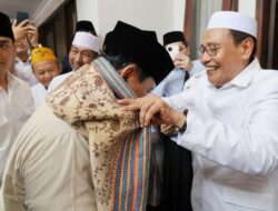 Pimpinan Ponpes Buntet Cirebon Memberikan Dukungan untuk Prabowo-Gibran dalam Pemilihan Presiden 2024