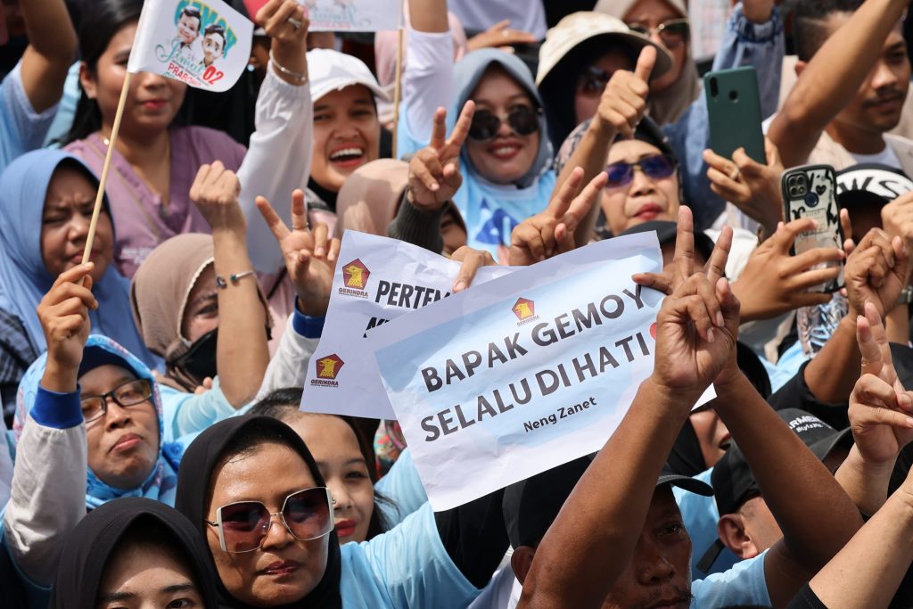 Prabowo menyapa puluhan ribu warga Subang, menegaskan komitmennya dalam perjuangan untuk rakyat