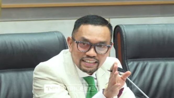 Sahroni Mengambil Langkah Tindak Lanjut dengan Tingginya Harga Minyak Goreng yang Banyak Dikeluhkan Warga DKI