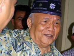 Jenderal TNI (Purn) Aloysius Benedictus Mboi yang Berbakti