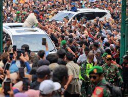 Ribuan petani dan peternak dengan antusias menerima kedatangan Prabowo di Sumedang