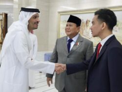 Prabowo Subianto dan Gibran Rakabuming Raka Bertemu dengan Emir Qatar dan PM Qatar, Membahas Kerja Sama hingga Gaza.