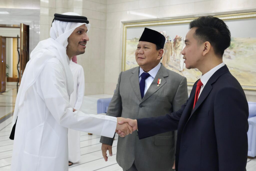 Prabowo Subianto dan Gibran Rakabuming Raka Bertemu dengan Emir Qatar dan PM Qatar, Membahas Kerja Sama hingga Gaza.