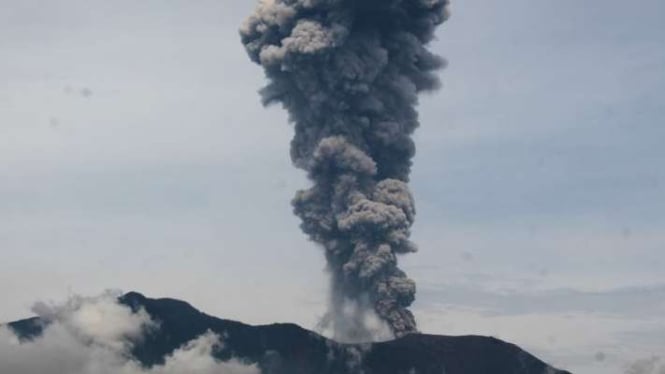 Gunung Marapi Meletus Lagi, Suara Dentumannya Getarkan Rumah-rumah Warga pada Minggu Malam