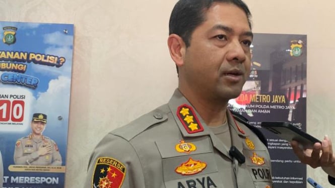 Polisi Gadungan Ditangkap karena Membawa Borgol Mainan dan Memeras Warga di Depok dengan Rp10 Juta