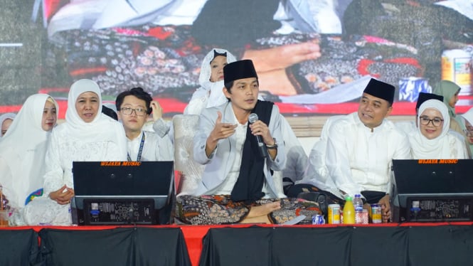 Eri Cahyadi Mengajak Warga Jawa Timur Memilih Pemimpin Berakhlak saat Bersama Khofifah dan Gus Iqdam