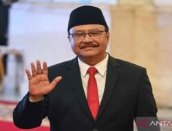 Respon Gus Ipul terkait kemungkinan menjadi Menteri Sosial di Kabinet Prabowo-Gibran