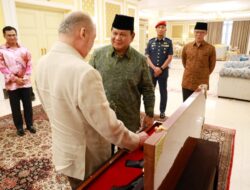 Setelah Mengunjungi Empat Negara, Prabowo Subianto Melanjutkan ke Malaysia, Dimulai dengan Pertemuan bersama Sultan Ibrahim