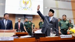 Prabowo Subianto Pamit dan Minta Maaf dalam Sidang DPR Terakhir: Tugas Besar Menanti Kita