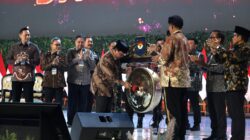 Prabowo Subianto Gugah Seluruh Pejabat di RI: Pusatkan Pikiran, Wewenang Kita untuk Rakyat